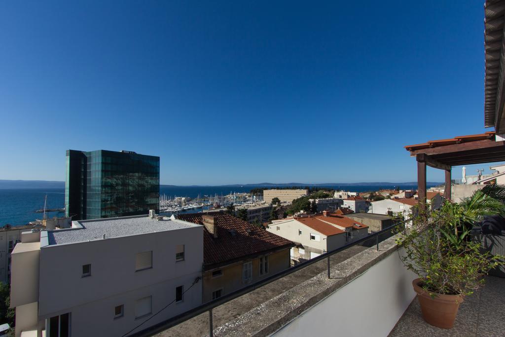 Apartments Vinko Split Exterior foto